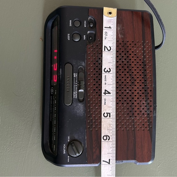 Vintage GE General Electric AM/FM Alarm Clock Radio Tested Works See Description - Picture 6 of 8